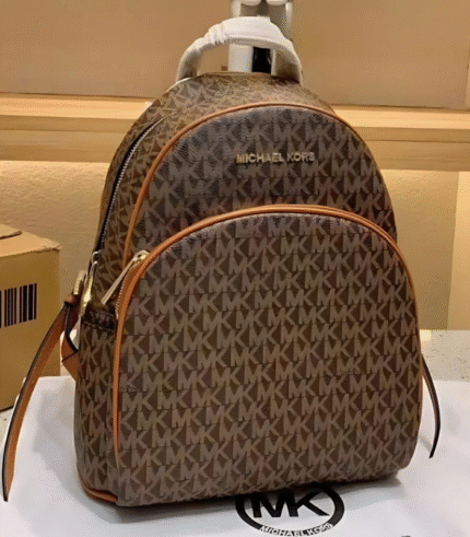 Rhea Zip Medium Logo Backpack