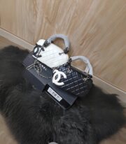 Fashionable Natural leather Women's bags - Image 3