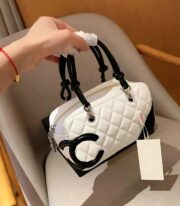 Fashionable Natural leather Women's bags